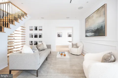 $4,250,000 | 3302 Cleveland Avenue Northwest, Washington, DC 20008