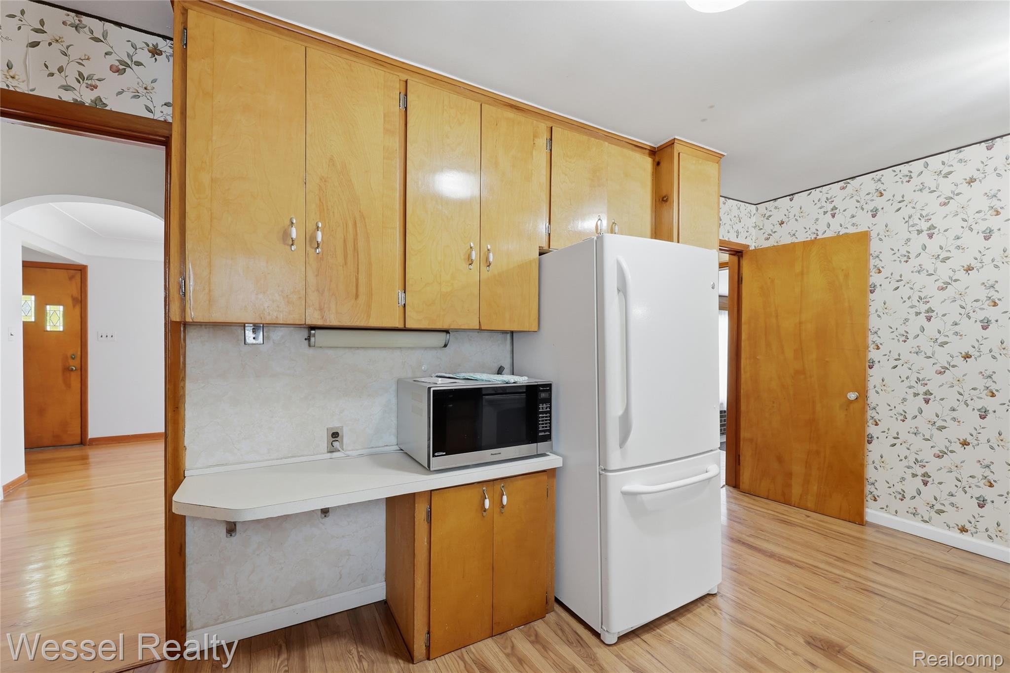 28771 Bunert Road Warren, MI 48088 - Photo 11 of 43 bunert-11.jpg
