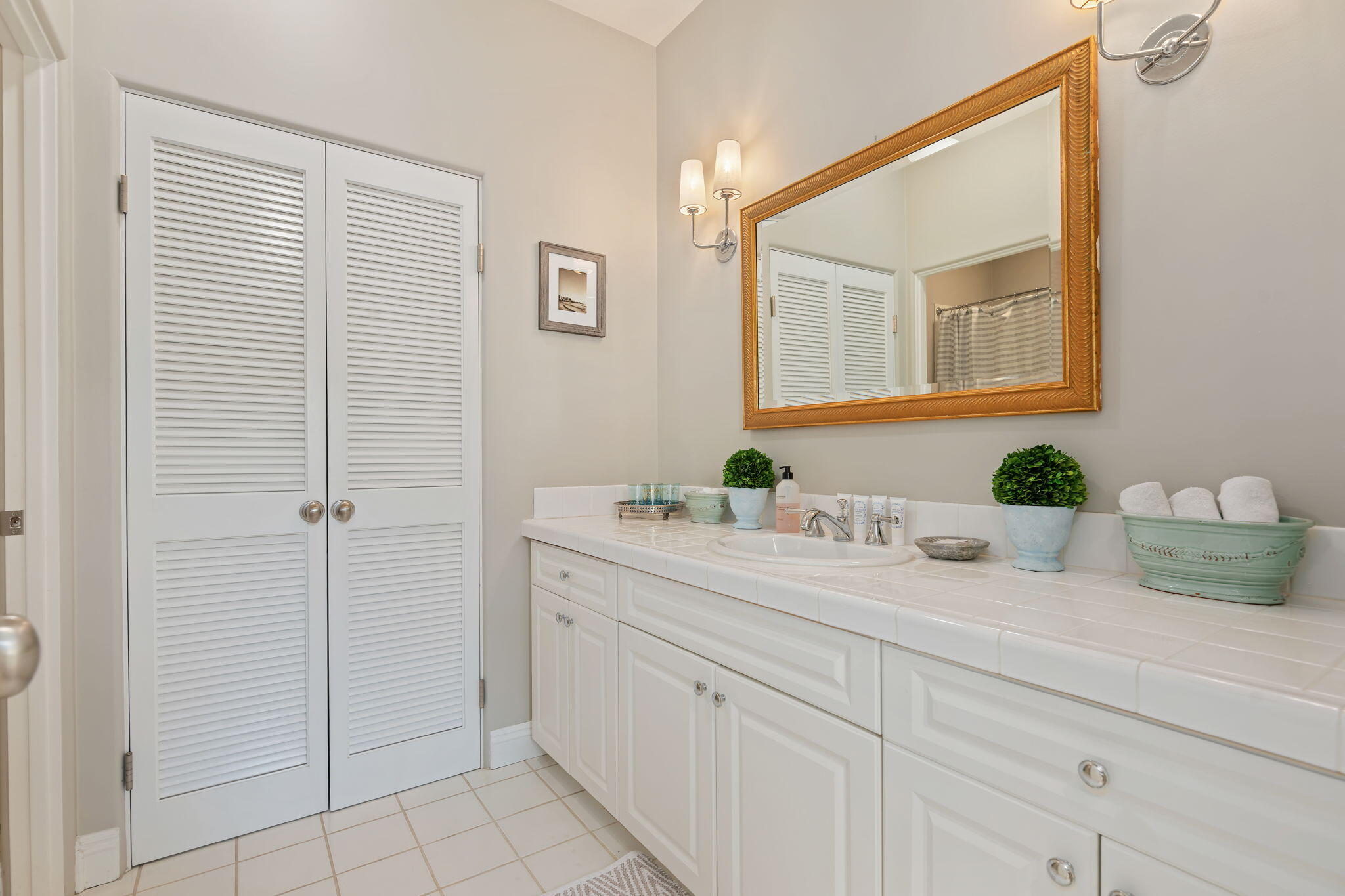 69 Olive Mill Road Montecito, CA 93108 - Photo 20 of 33 20-Bathroom 2