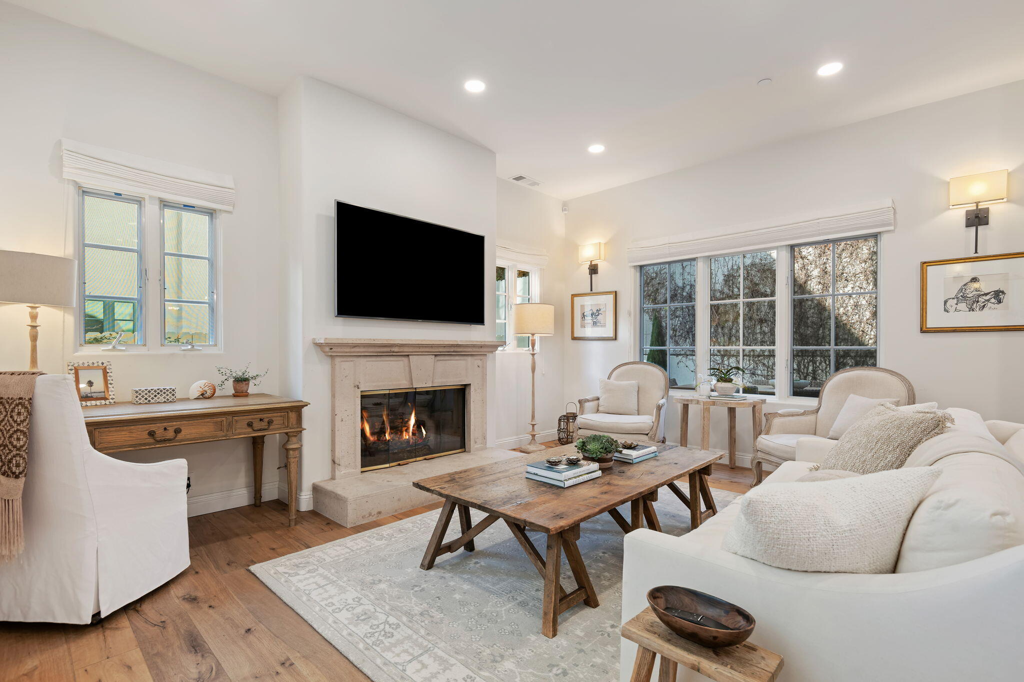 69 Olive Mill Road Montecito, CA 93108 - Photo 5 of 33 5-Living Room
