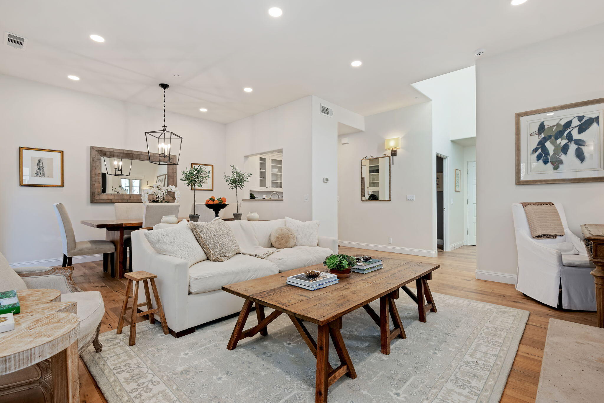 69 Olive Mill Road Montecito, CA 93108 - Photo 6 of 33 6-Living Room