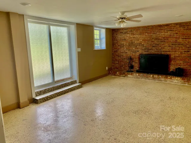 $270,000 | 1294 Cane Creek Road, Bakersville, NC 28705