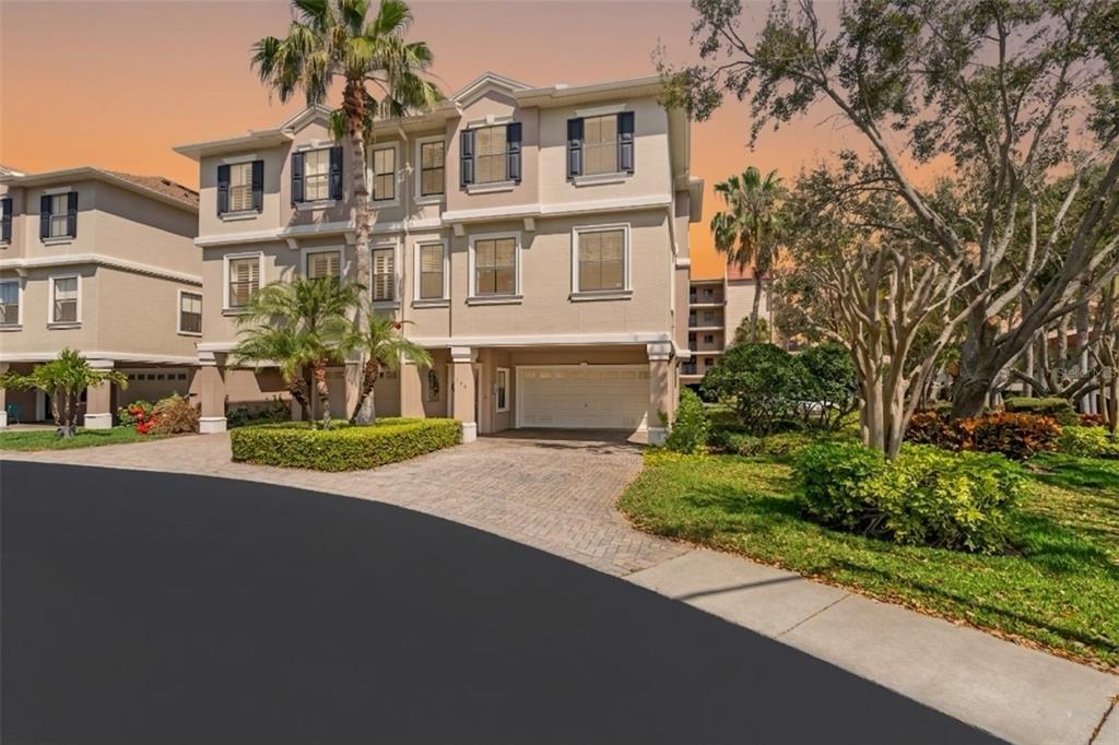 606 Bella Loop, Unit 2 Dunedin, FL 34698 - Photo 2 of 60