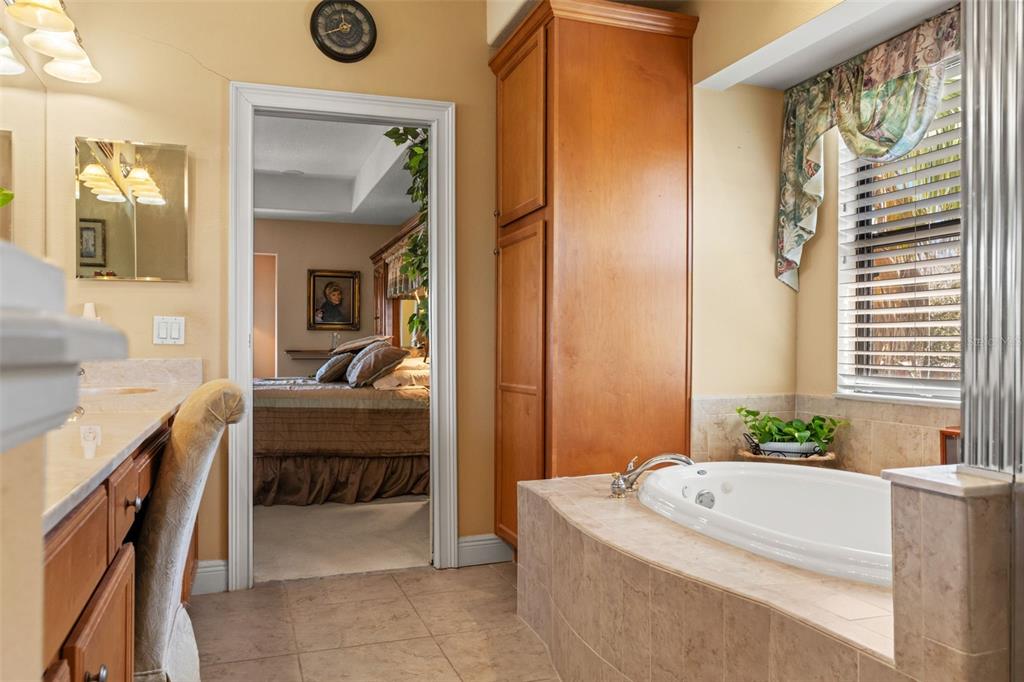 606 Bella Loop, Unit 2 Dunedin, FL 34698 - Photo 25 of 60