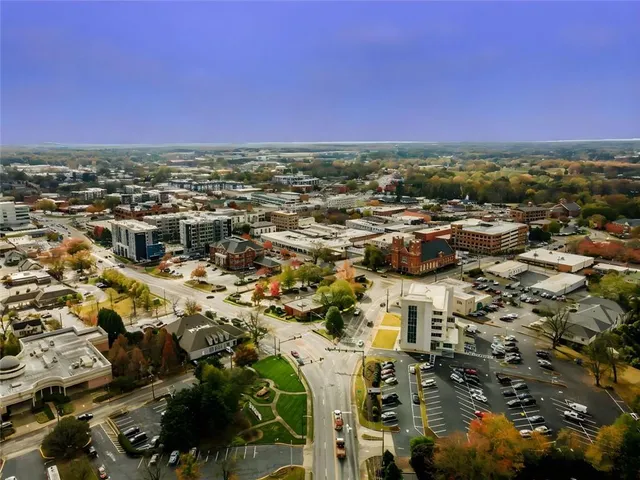 $310,000 | 1047 Lanier Avenue, Gainesville, GA 30501