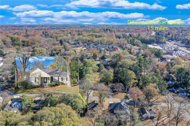 a view of a city with lots of residential buildings