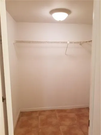 $2,300 | 430 Commodore Drive, Unit 210, Plantation, FL 33325