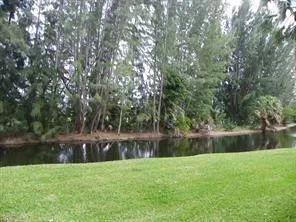 $2,300 | 430 Commodore Drive, Unit 210, Plantation, FL 33325