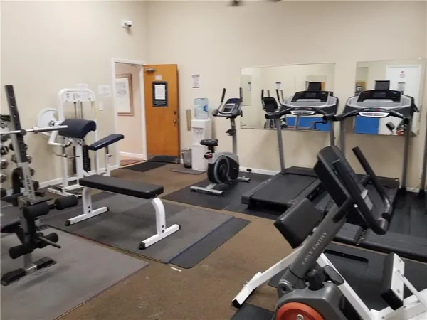 $2,300 | 430 Commodore Drive, Unit 210, Plantation, FL 33325