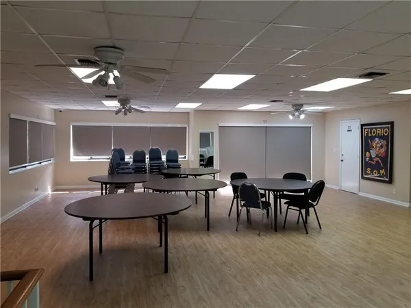 $2,300 | 430 Commodore Drive, Unit 210, Plantation, FL 33325