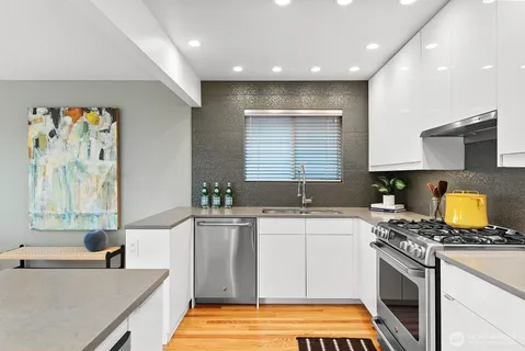 $1,375,000 | 3439 24th Avenue West, Seattle, WA 98199