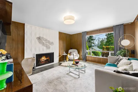 $1,375,000 | 3439 24th Avenue West, Seattle, WA 98199