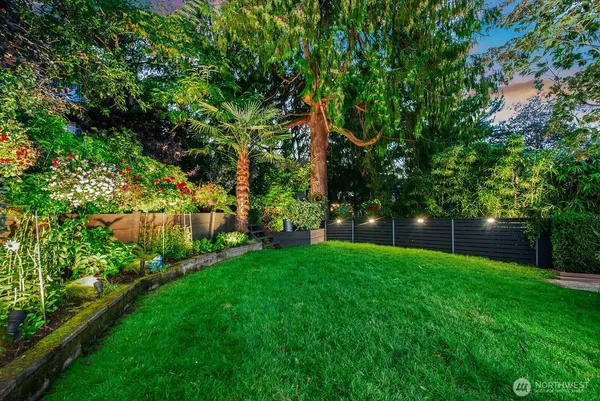 $1,375,000 | 3439 24th Avenue West, Seattle, WA 98199