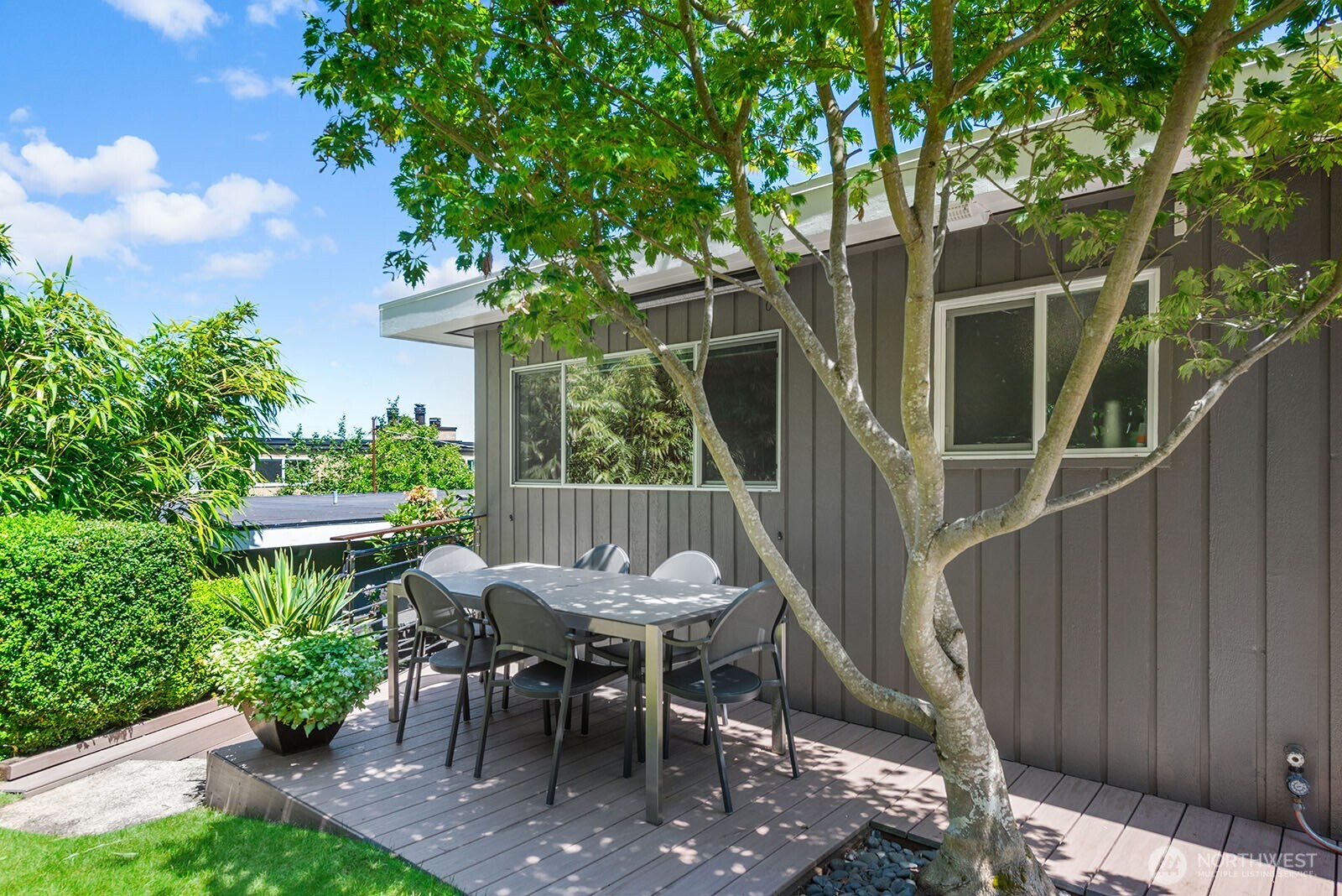 3439 24th Avenue West Seattle, WA 98199 - Photo 34 of 35