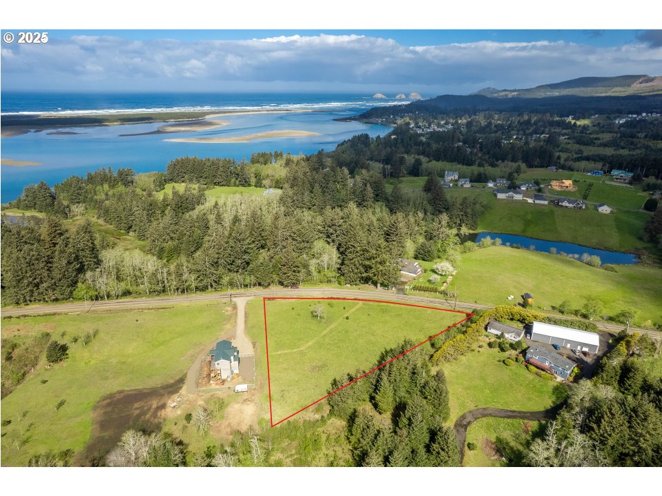 Whiskey Creek Road, Unit 101 Tillamook, OR 97141 - Photo 4 of 14 Gallery Image 4