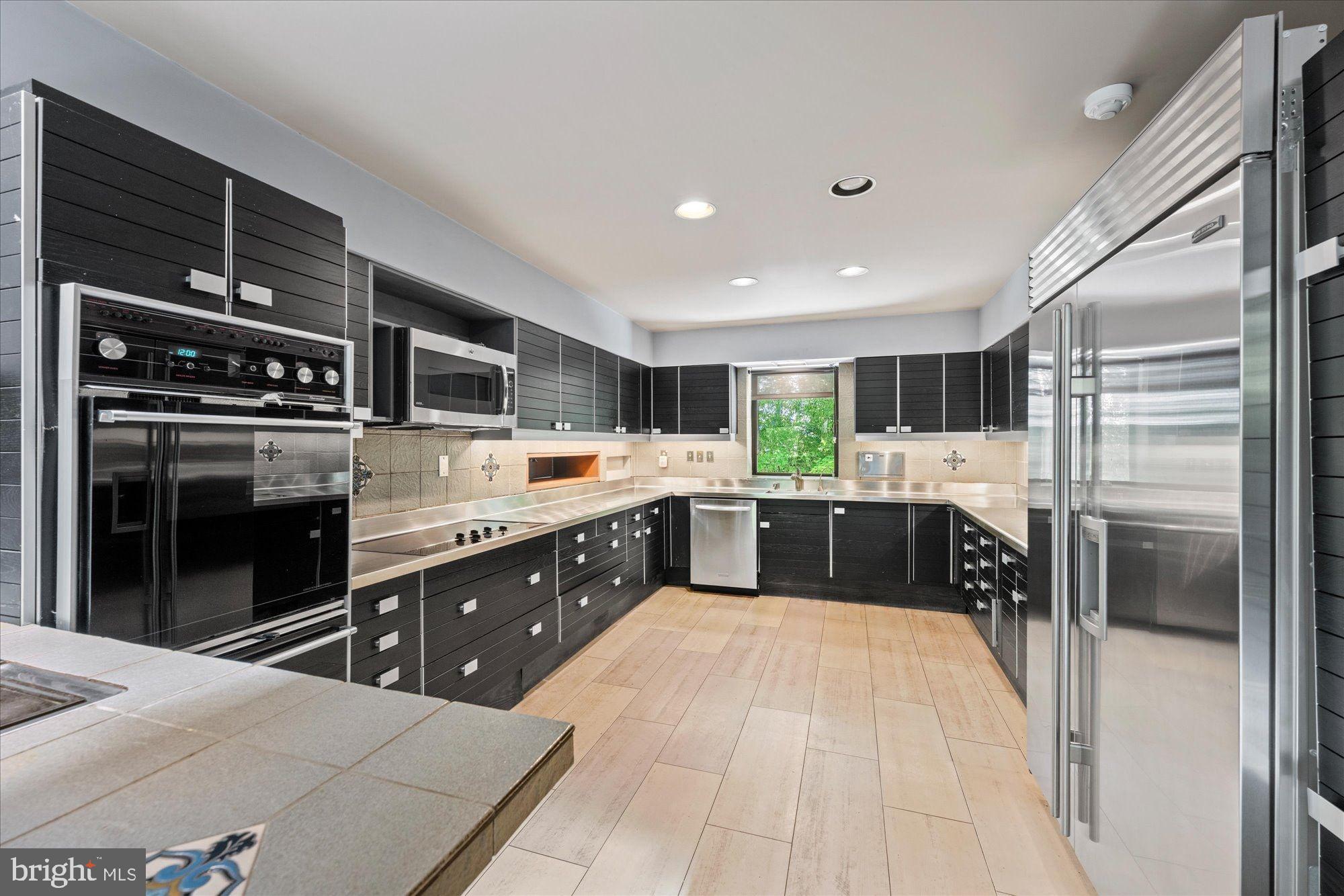 7575 Potomac Fall Road McLean, VA 22102 - Photo 24 of 61