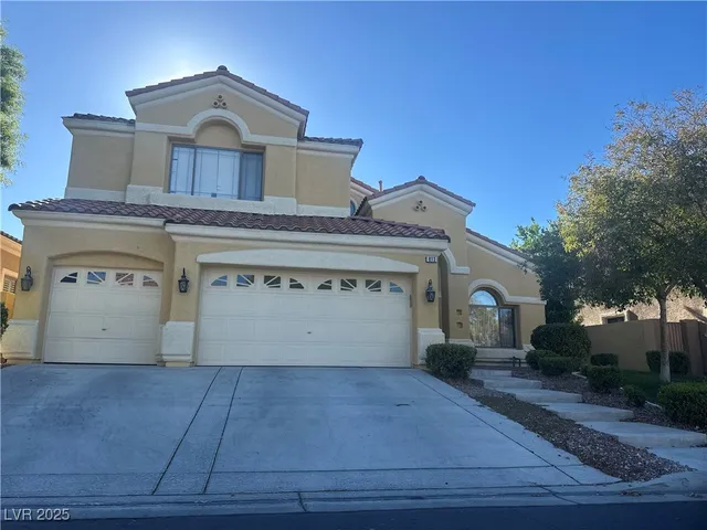 $800,000 | 813 White Falcon Street, Las Vegas, NV 89144