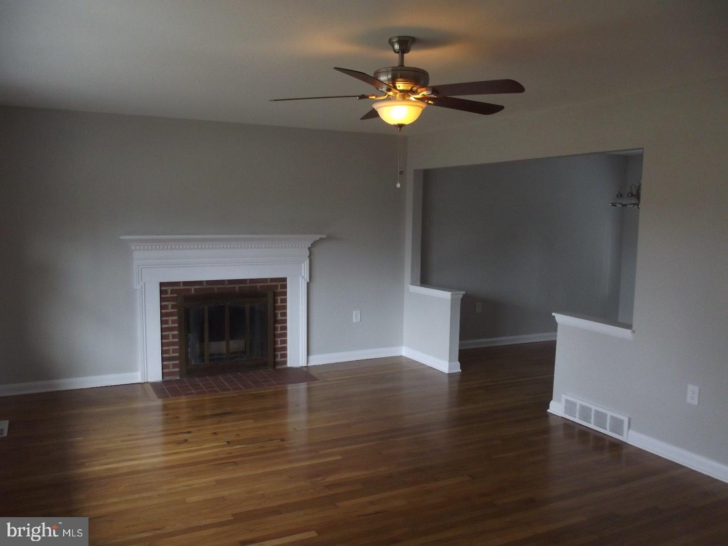 1012 Graylyn Road Wilmington, DE 19803 - Photo 2 of 18