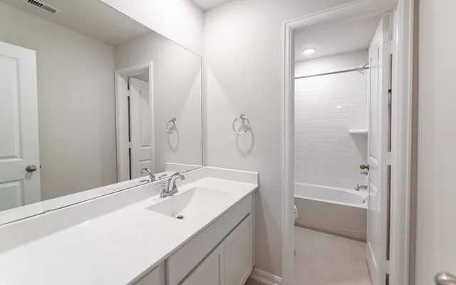 $426,690 | 648 Canadian Trail, Dayton, TX 77535