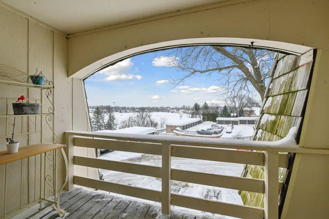 $125,000 | 4371 Wilshire Boulevard, Unit 308, Mound, MN 55364