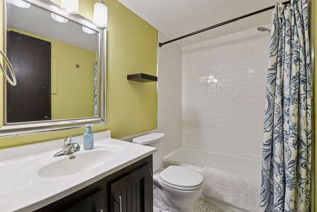 $125,000 | 4371 Wilshire Boulevard, Unit 308, Mound, MN 55364