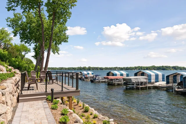 $125,000 | 4371 Wilshire Boulevard, Unit 308, Mound, MN 55364