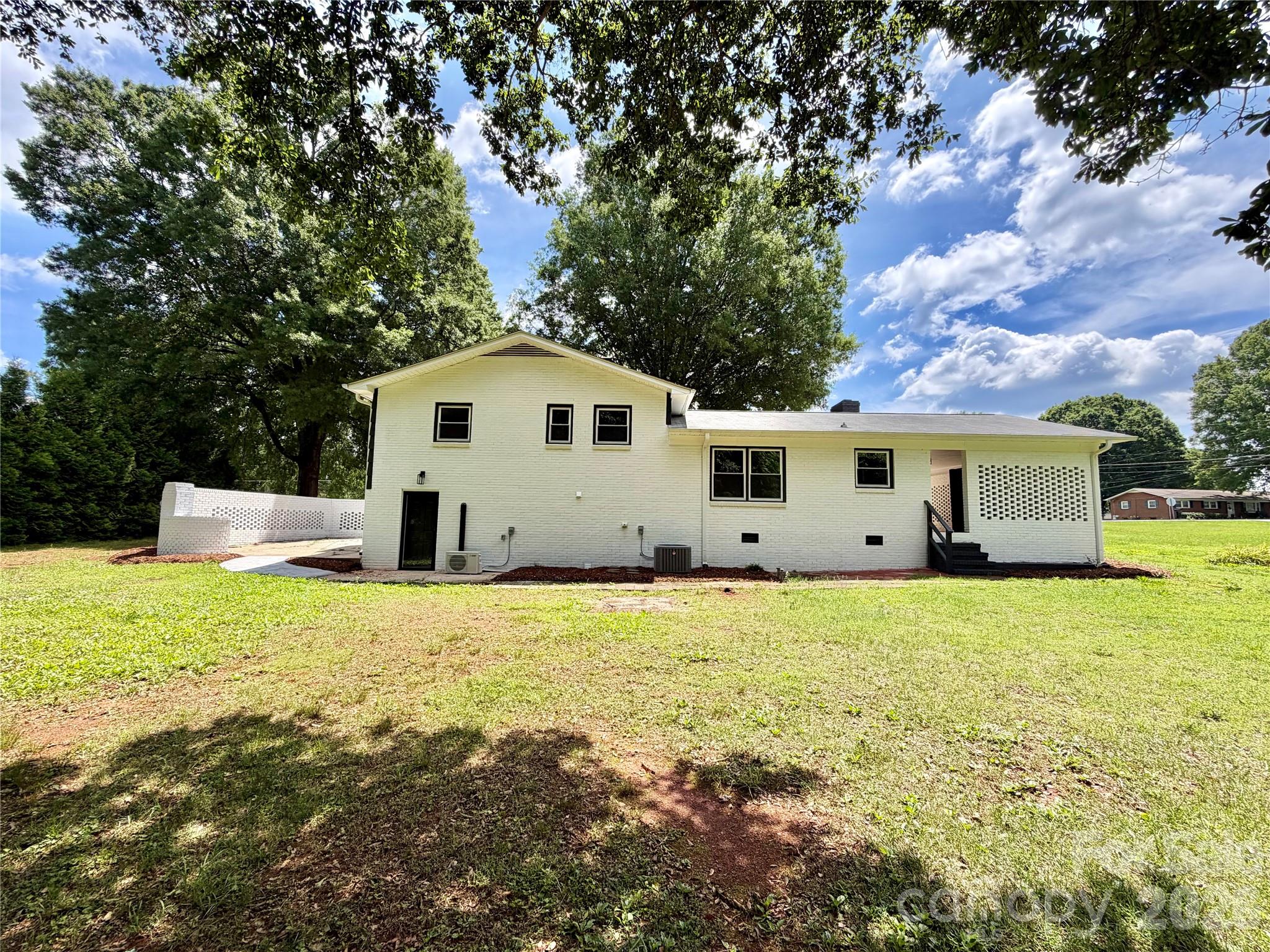 303 Deal Avenue Conover, NC 28613 - Photo 31 of 33