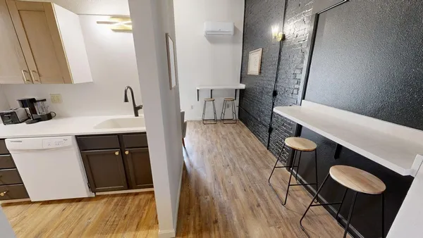 $650 | 539 Pacific Avenue Southwest, Unit 201, Willmar, MN 56201