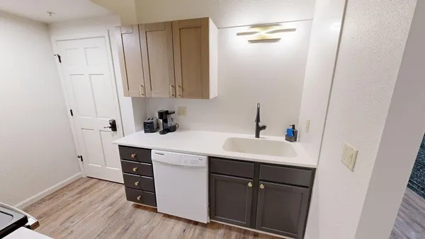 $650 | 539 Pacific Avenue Southwest, Unit 201, Willmar, MN 56201