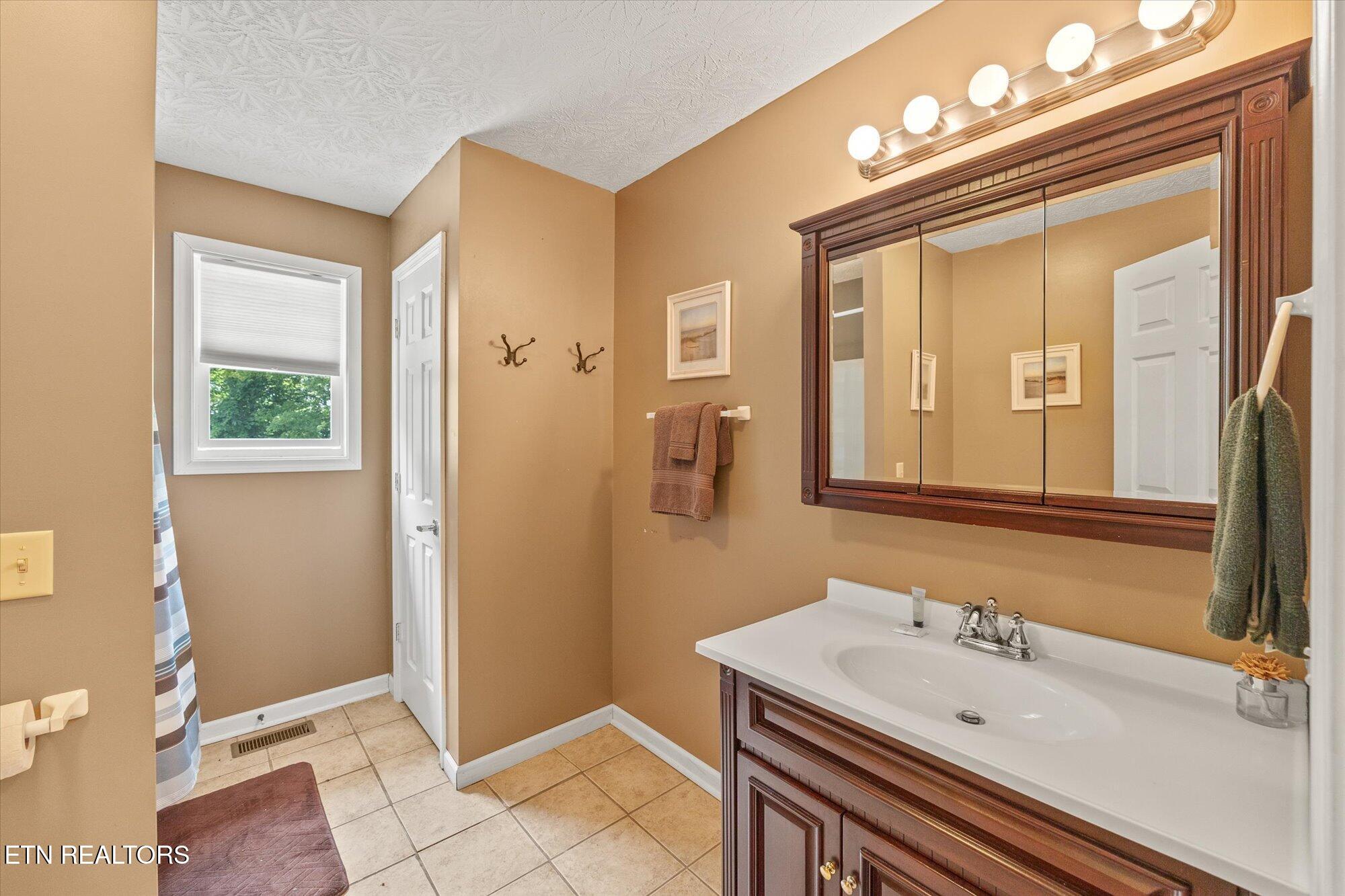 7378 Lillydale Road Byrdstown, TN 38549 - Photo 19 of 24 22-7380 Lillydale Rd, Byrdstown_2989