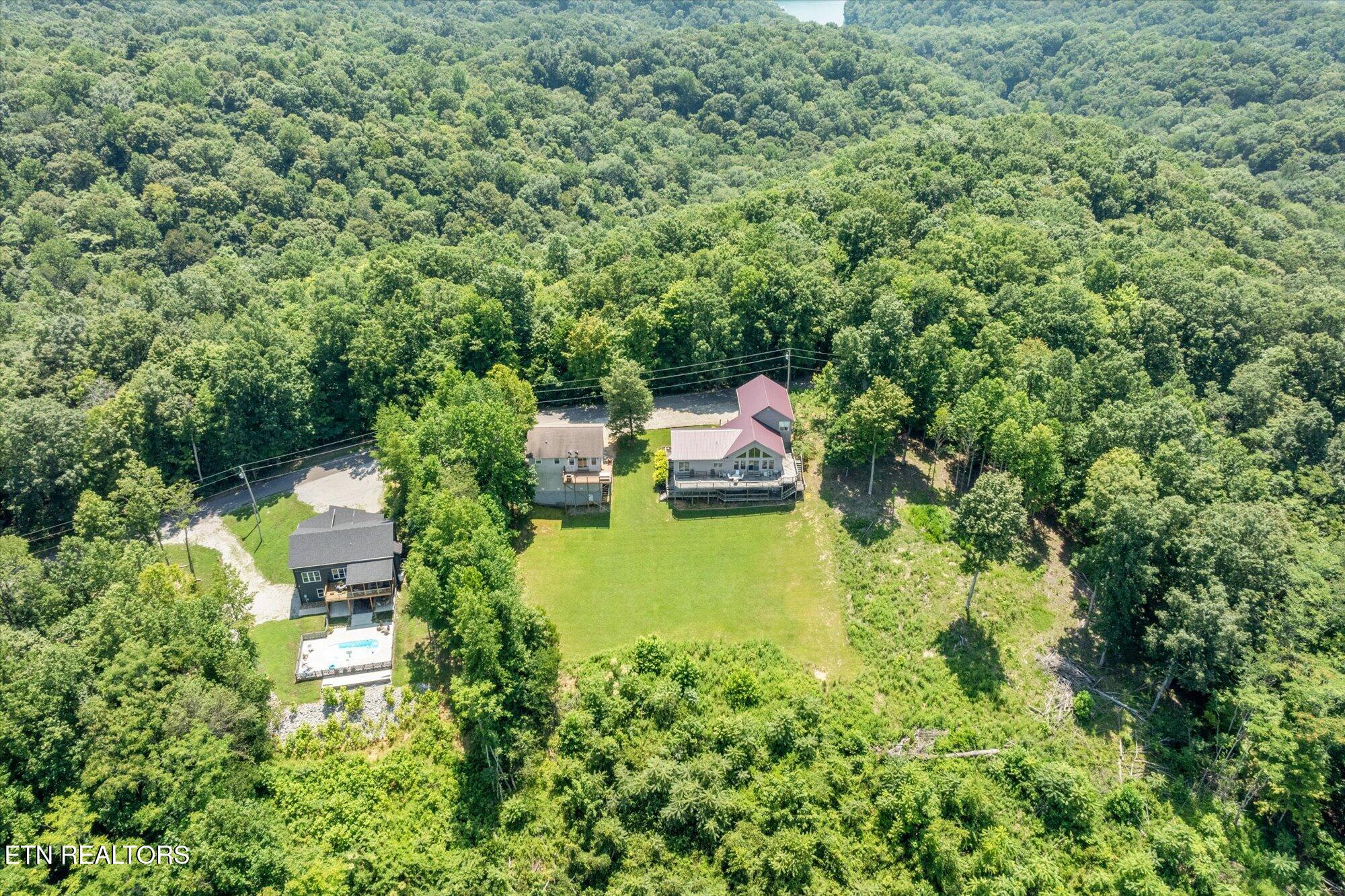7378 Lillydale Road Byrdstown, TN 38549 - Photo 22 of 24 31-7380 Lillydale Rd, Byrdstown_0218