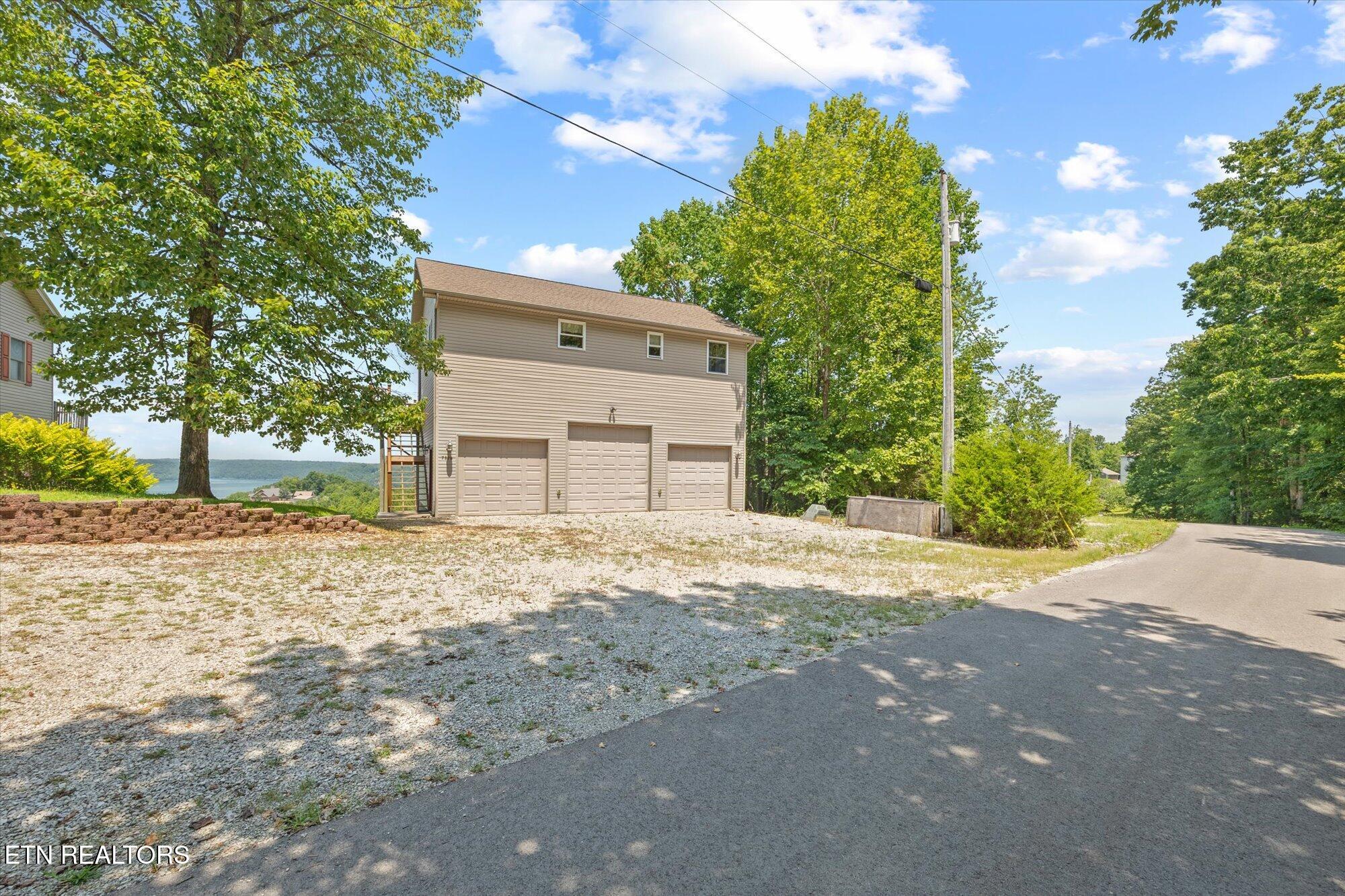 7378 Lillydale Road Byrdstown, TN 38549 - Photo 3 of 24 03-7380 Lillydale Rd, Byrdstown_3000