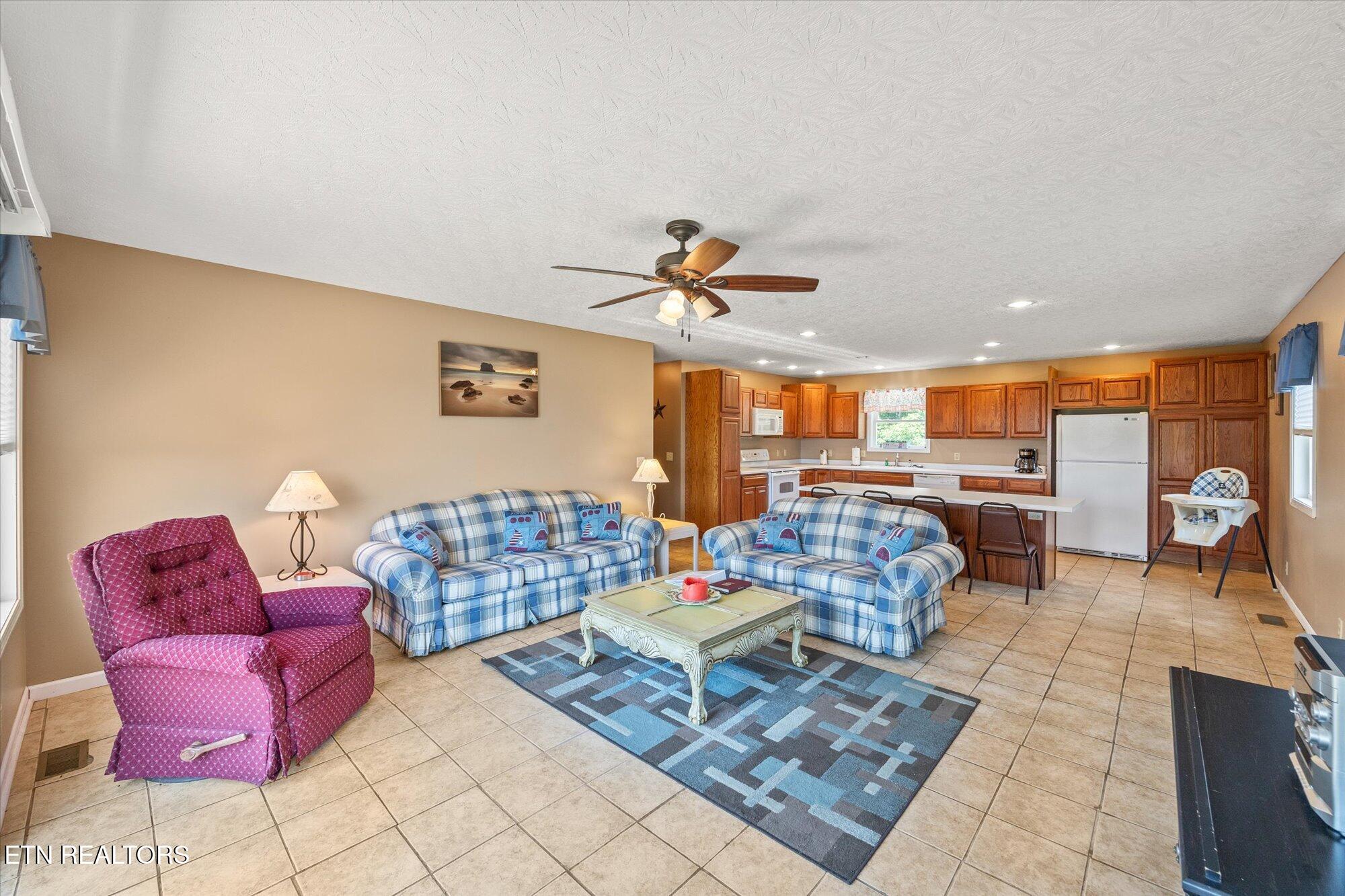 7378 Lillydale Road Byrdstown, TN 38549 - Photo 8 of 24 11-7380 Lillydale Rd, Byrdstown_2904