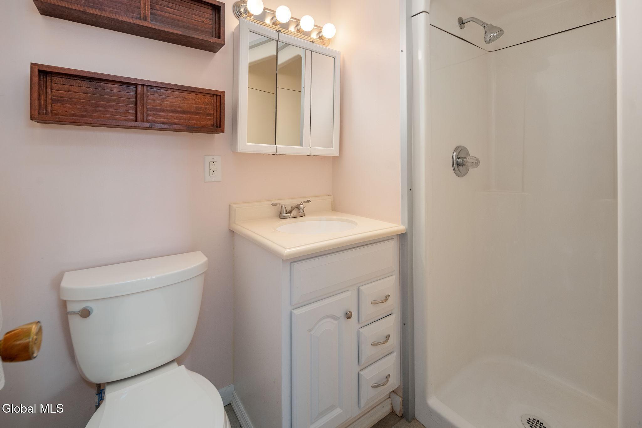 77 Bridle Path Colonie, NY 12205 - Photo 26 of 37 30