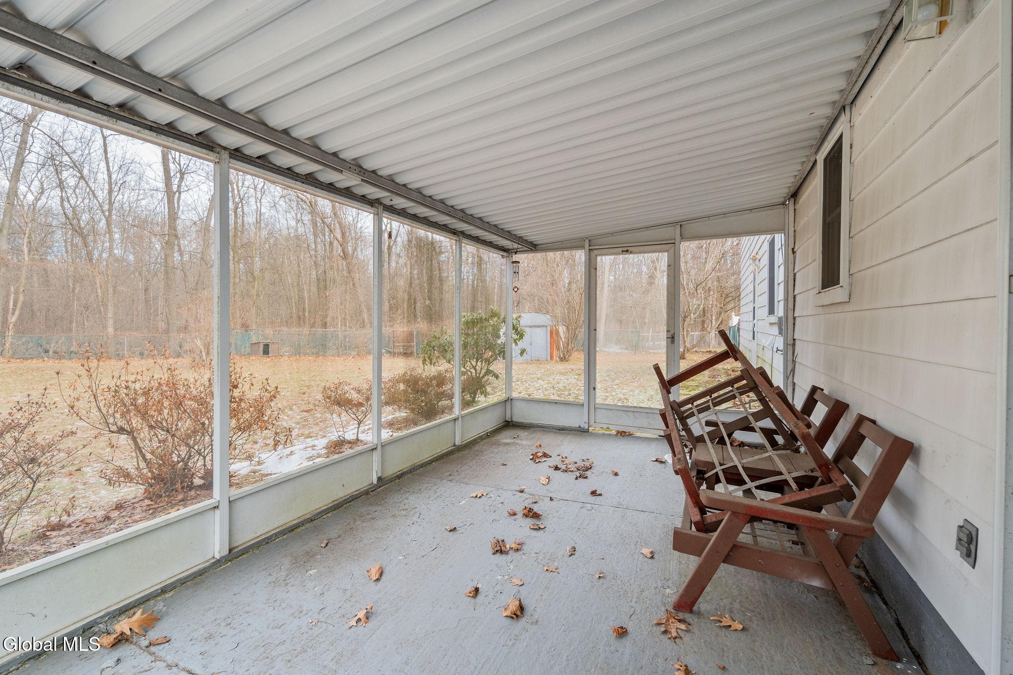 77 Bridle Path Colonie, NY 12205 - Photo 30 of 37 34