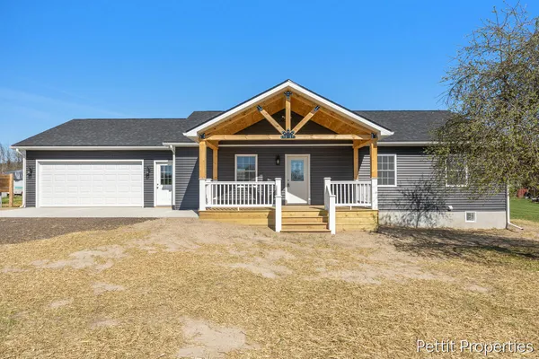 $295,000 | 6937 Townhall Road, Sheridan, MI 48884