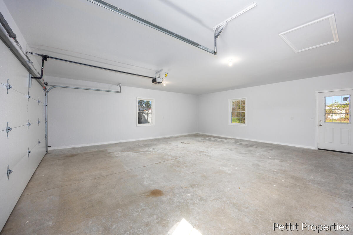 6937 Townhall Road Sheridan, MI 48884 - Photo 22 of 26 https___photoreal.io_wp-content_photorea