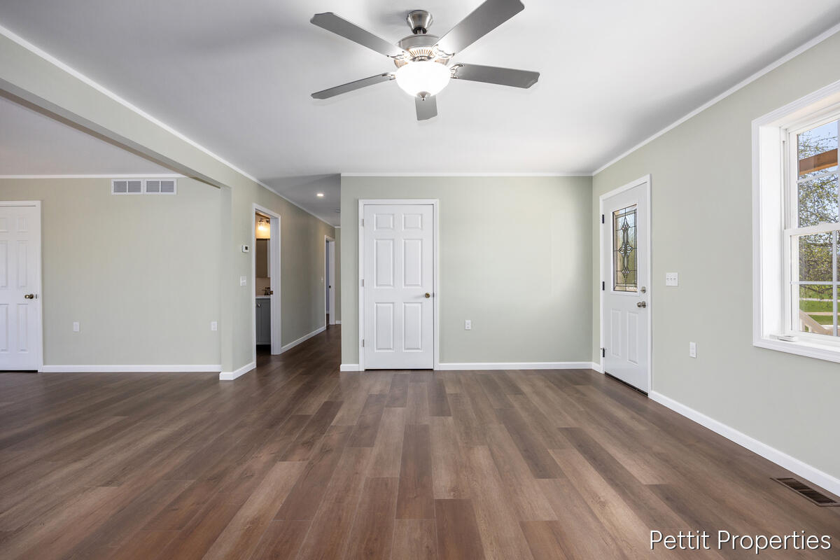 6937 Townhall Road Sheridan, MI 48884 - Photo 6 of 26 https___photoreal.io_wp-content_photorea