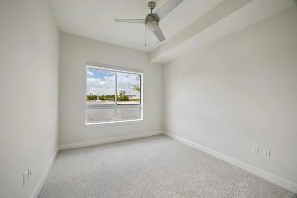 $4,537 | 2000 Hughes Landing Boulevard, Unit 111, The Woodlands, TX 77380