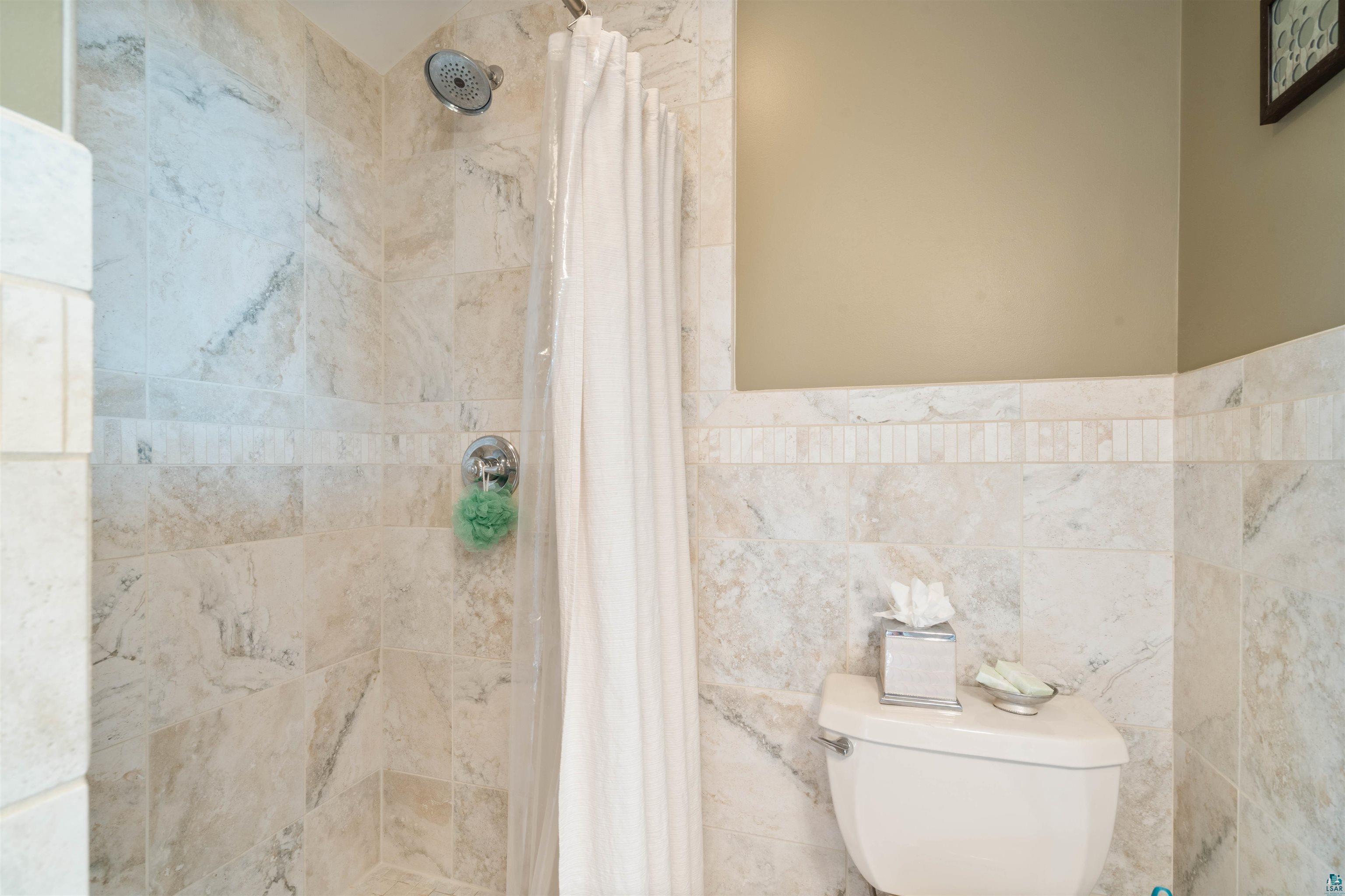 4 Lakeside Court Duluth, MN 55804 - Photo 23 of 69