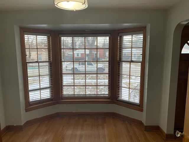 $1,900 | 2513 18th Avenue, Broadview, IL 60155