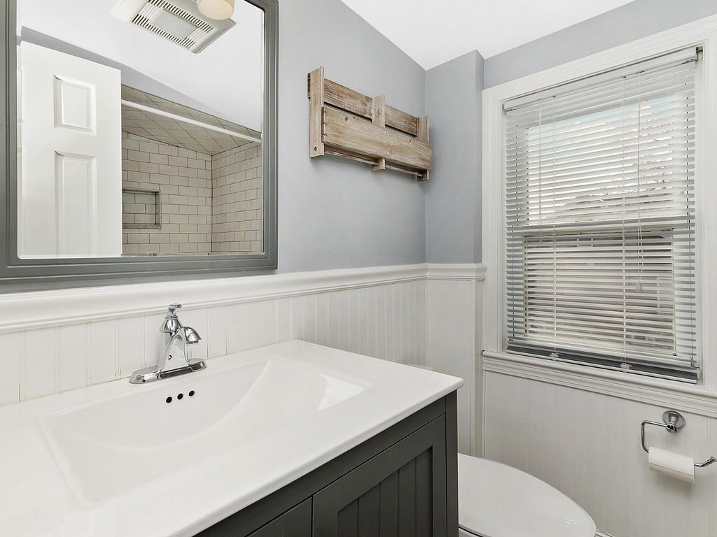 12 Outlook Road Waltham, MA 02451 - Photo 19 of 36 Gallery Image 19