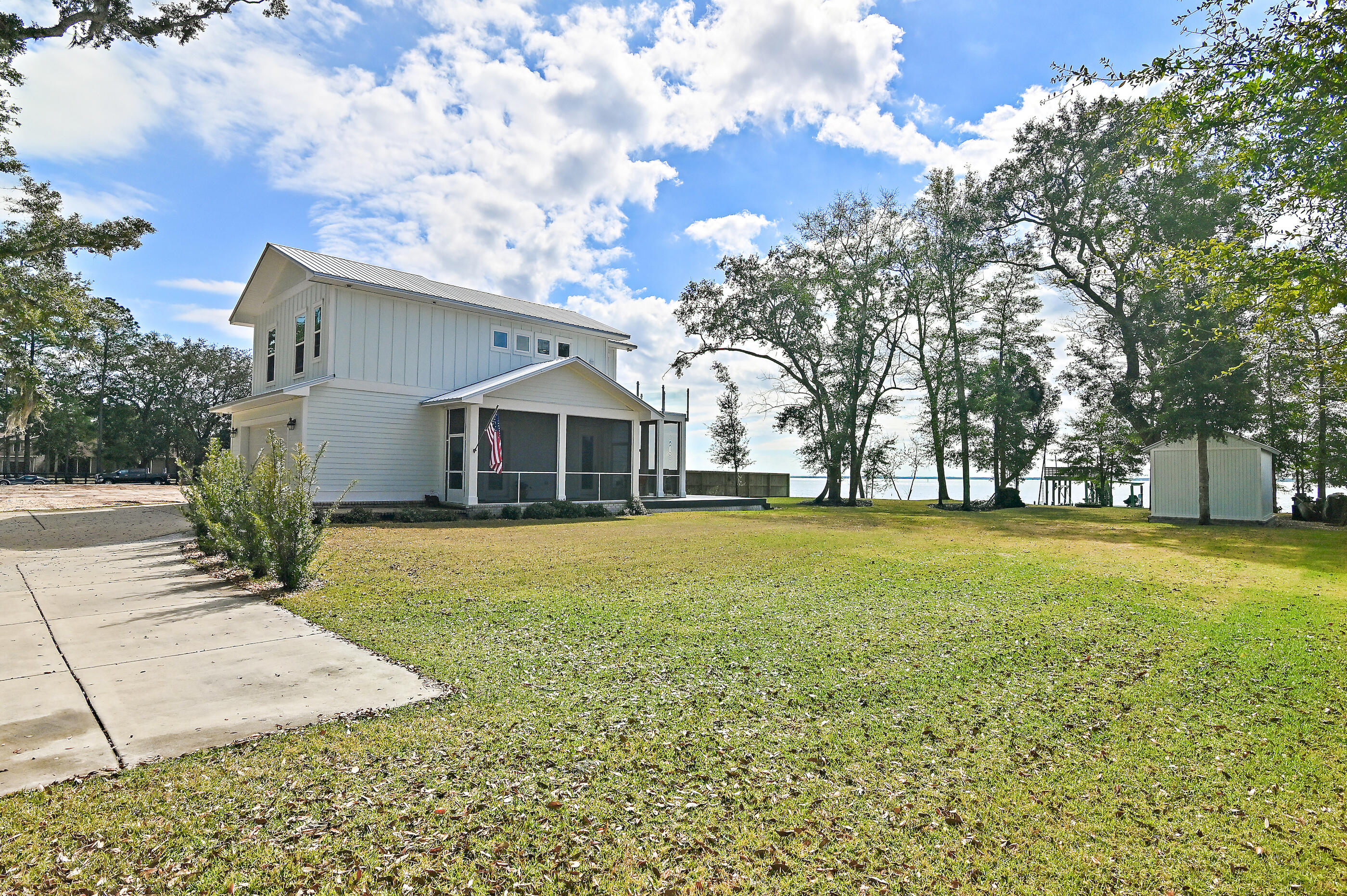 315 Red Barn Road Freeport, FL 32439 - Photo 26 of 63 .