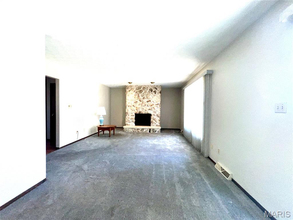 707 South Library Street Waterloo, IL 62298 - Photo 6 of 25