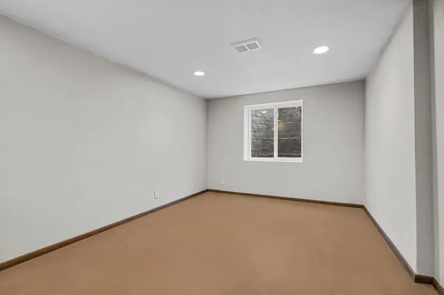 $319,000 | 1241 Briarwood Drive, Menasha, WI 54952