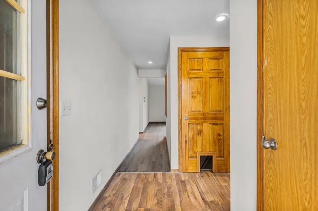 $319,000 | 1241 Briarwood Drive, Menasha, WI 54952