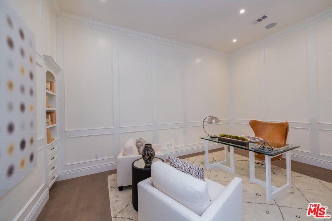 16760 Bajio Road Encino, CA 91436 - Photo 25 of 40 Gallery Image 25