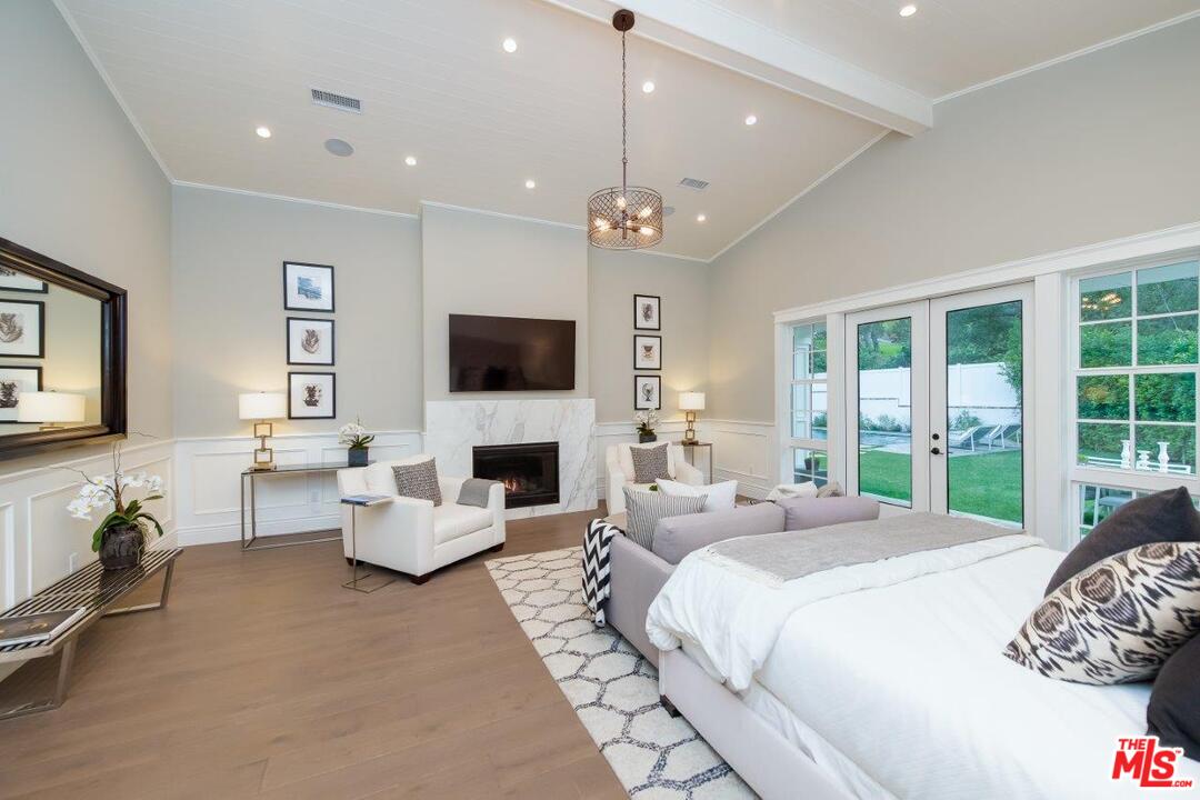 16760 Bajio Road Encino, CA 91436 - Photo 30 of 40 Gallery Image 30