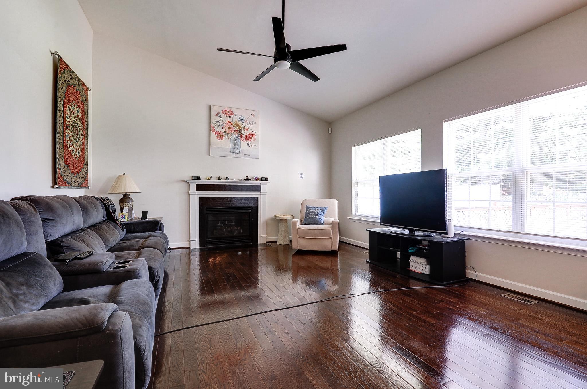 1 Hickory Spring Court Gaithersburg, MD 20882 - Photo 21 of 44