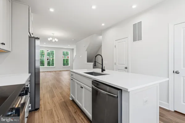 $3,700 | 602 Watermans Drive, Woodbridge, VA 22191